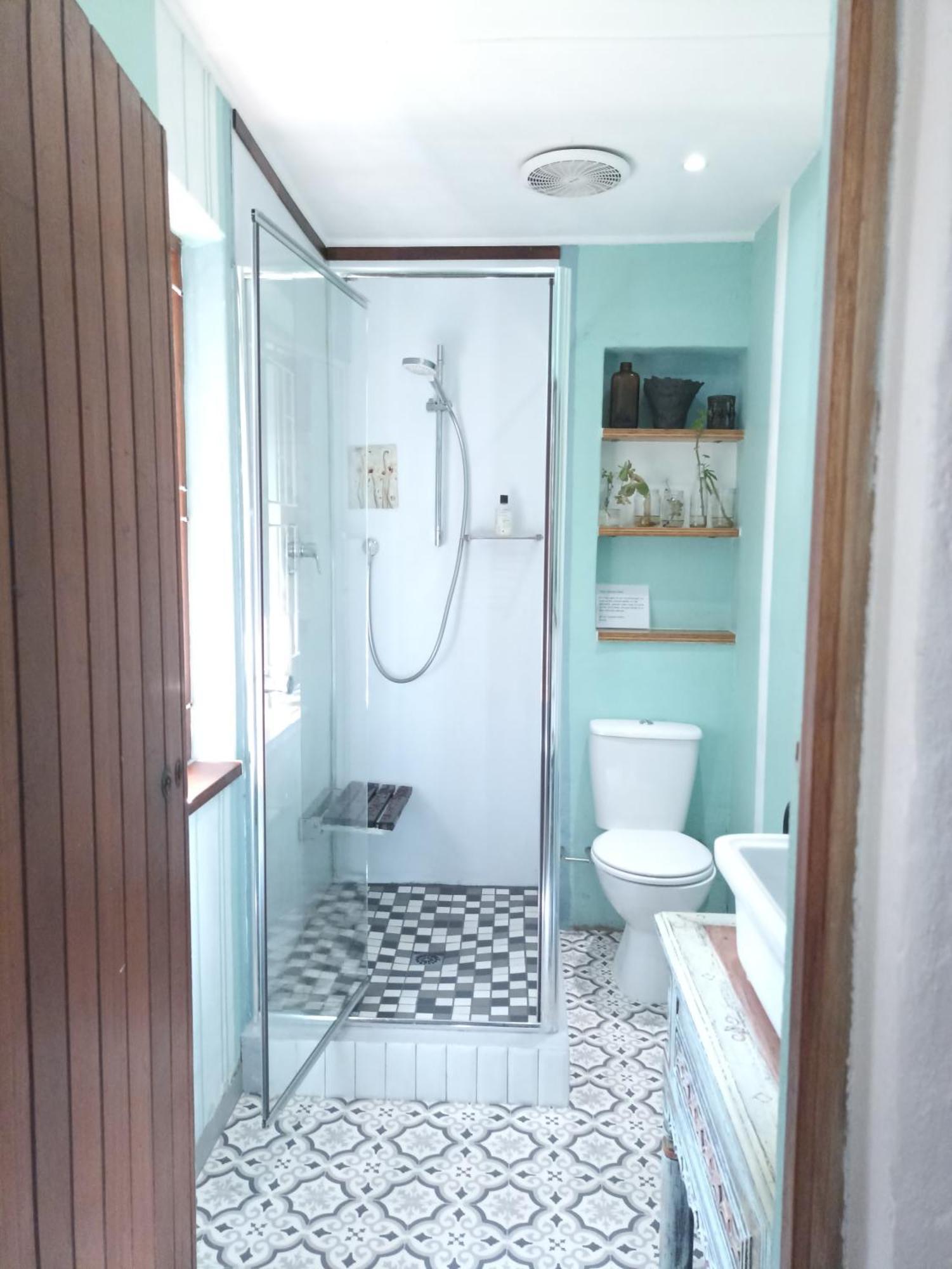 The Retreat Bed & Breakfast โคมเม็ทจี ภายนอก รูปภาพ