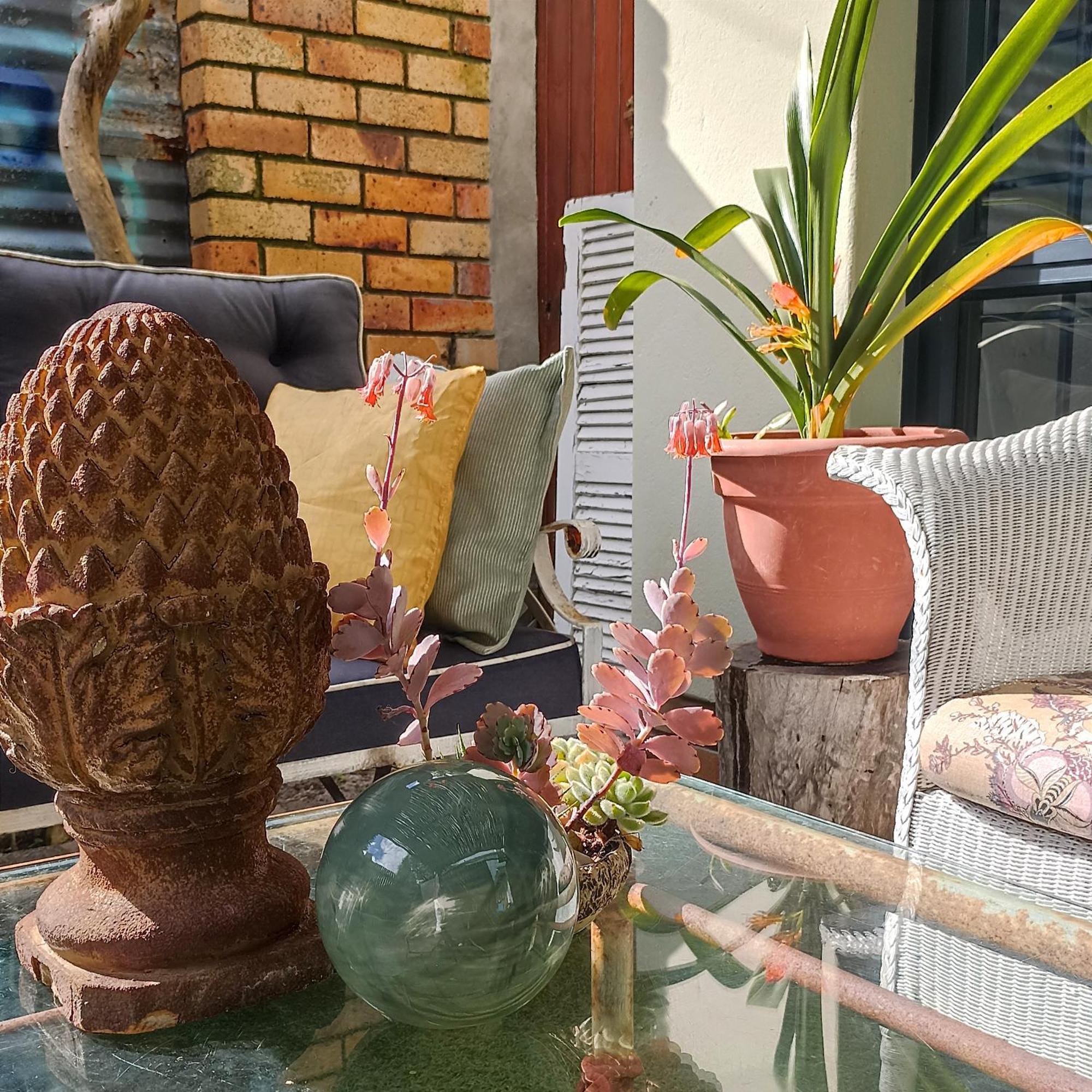 The Retreat Bed & Breakfast โคมเม็ทจี ภายนอก รูปภาพ