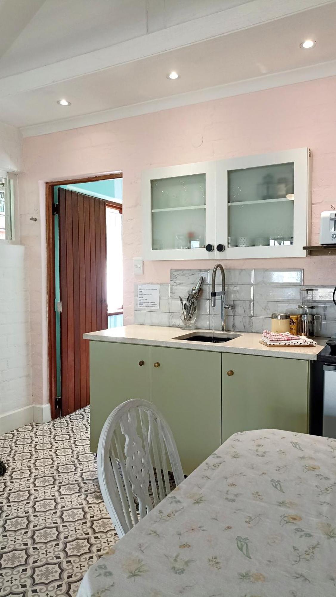 The Retreat Bed & Breakfast โคมเม็ทจี ภายนอก รูปภาพ